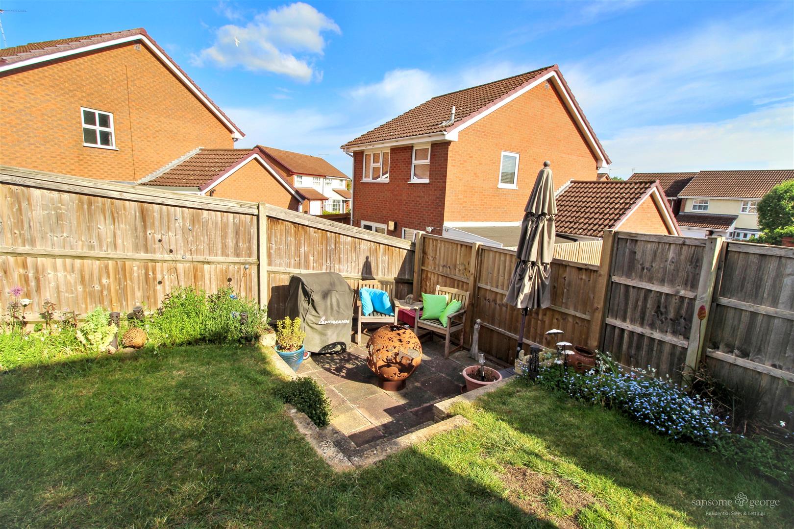Hawley Close, Calcot, Reading